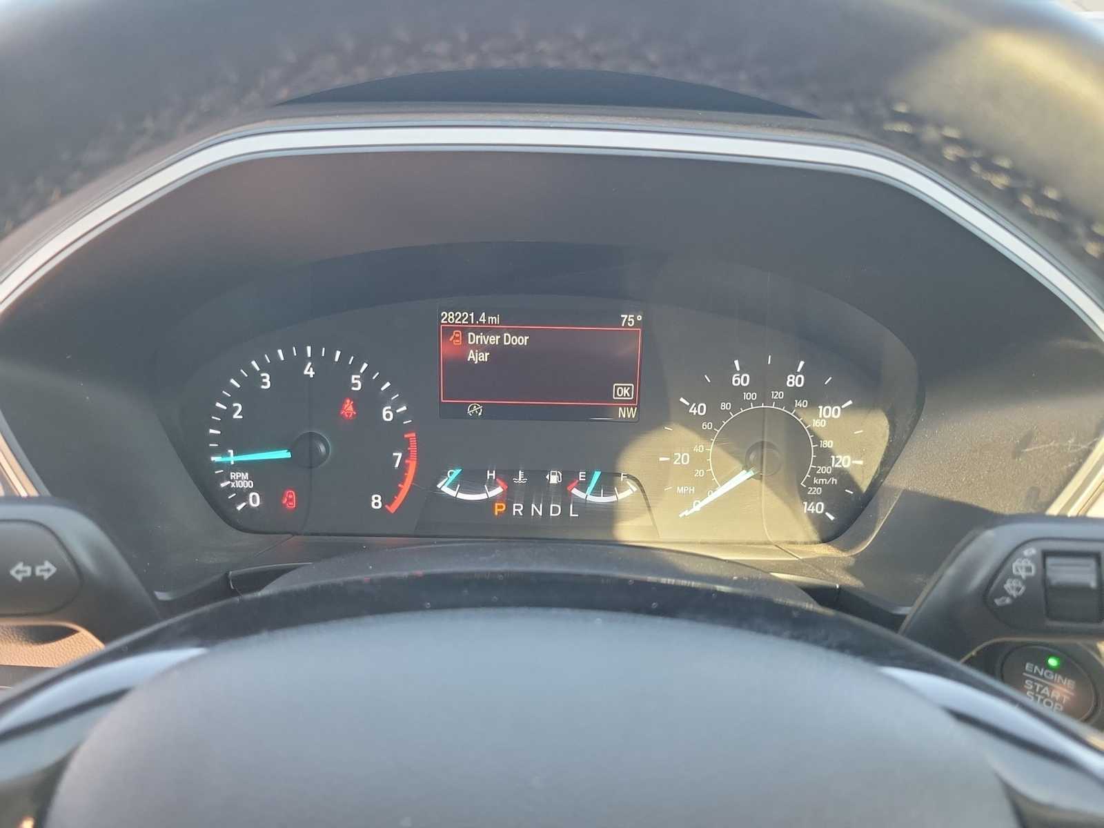 Thumbnail: 2022 Ford Escape - 18