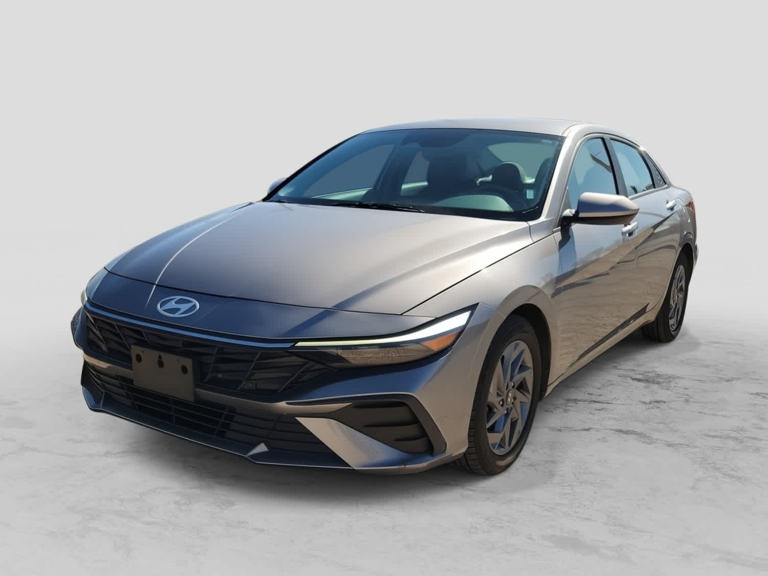 Thumbnail: 2024 Hyundai Elantra - 1