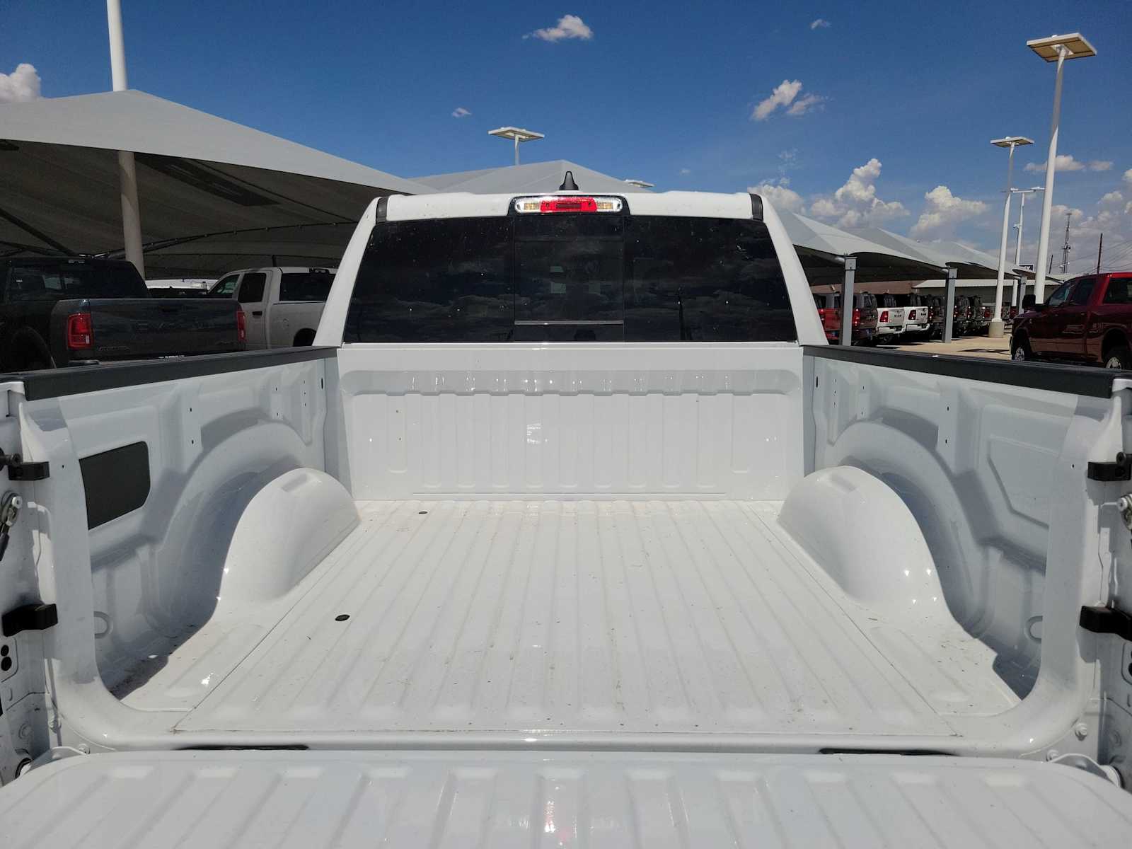Thumbnail: 2025 RAM 1500 - 19