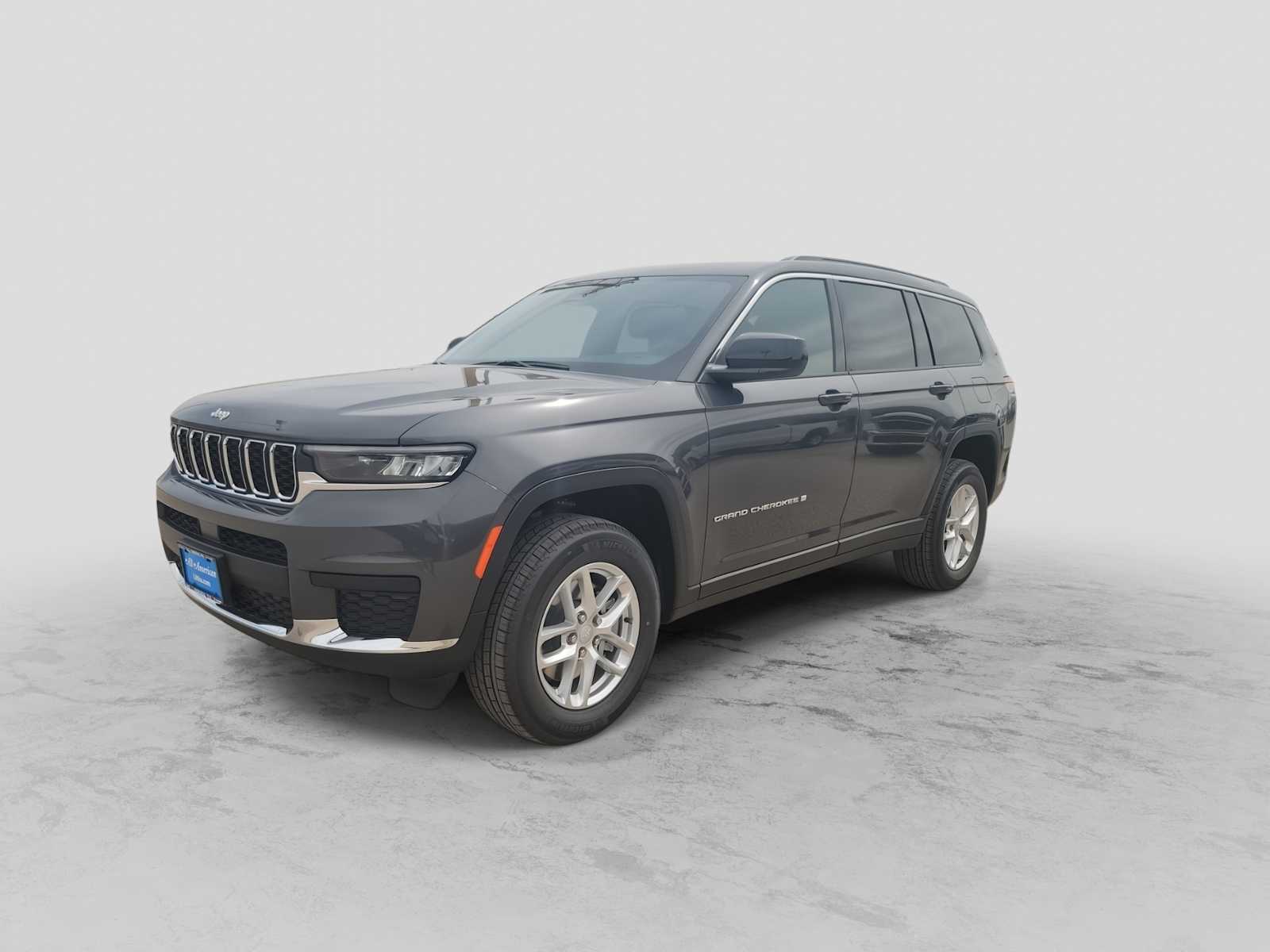 Thumbnail: 2026 Jeep Grand Cherokee L - 4