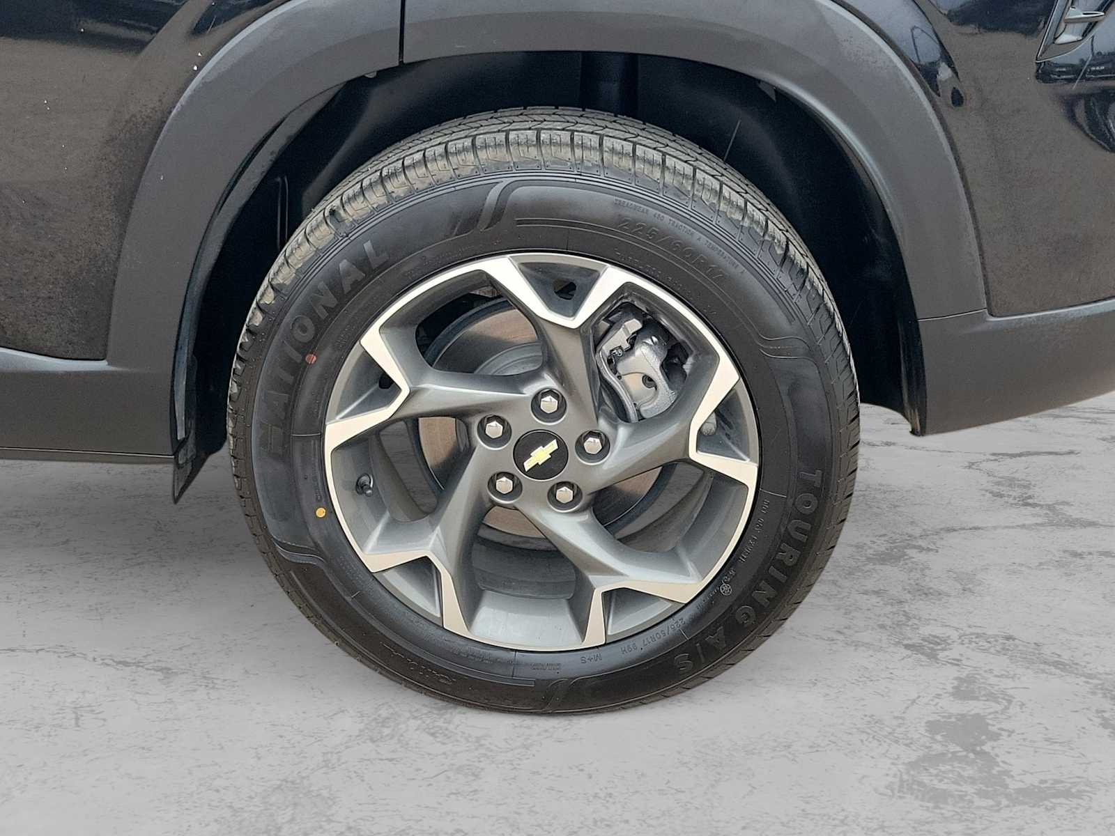 Thumbnail: 2024 Chevrolet Trax - 12