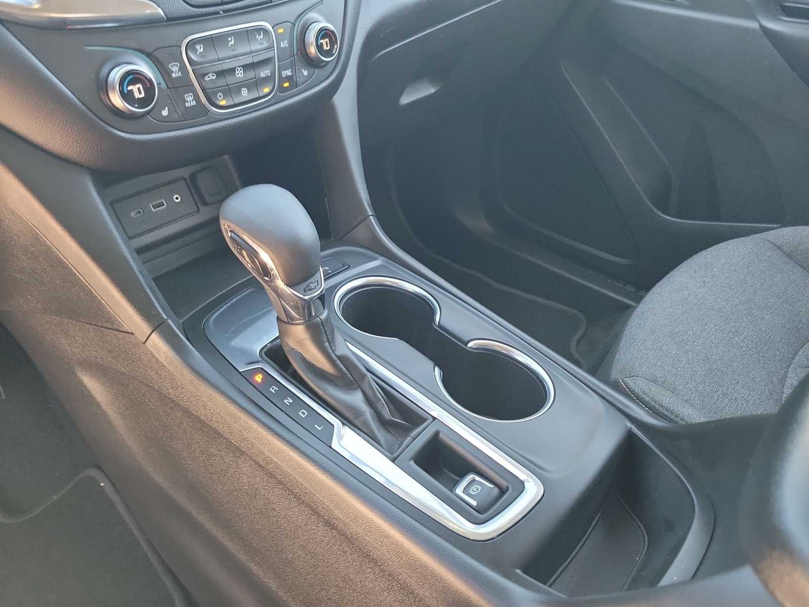 Thumbnail: 2024 Chevrolet Equinox - 21