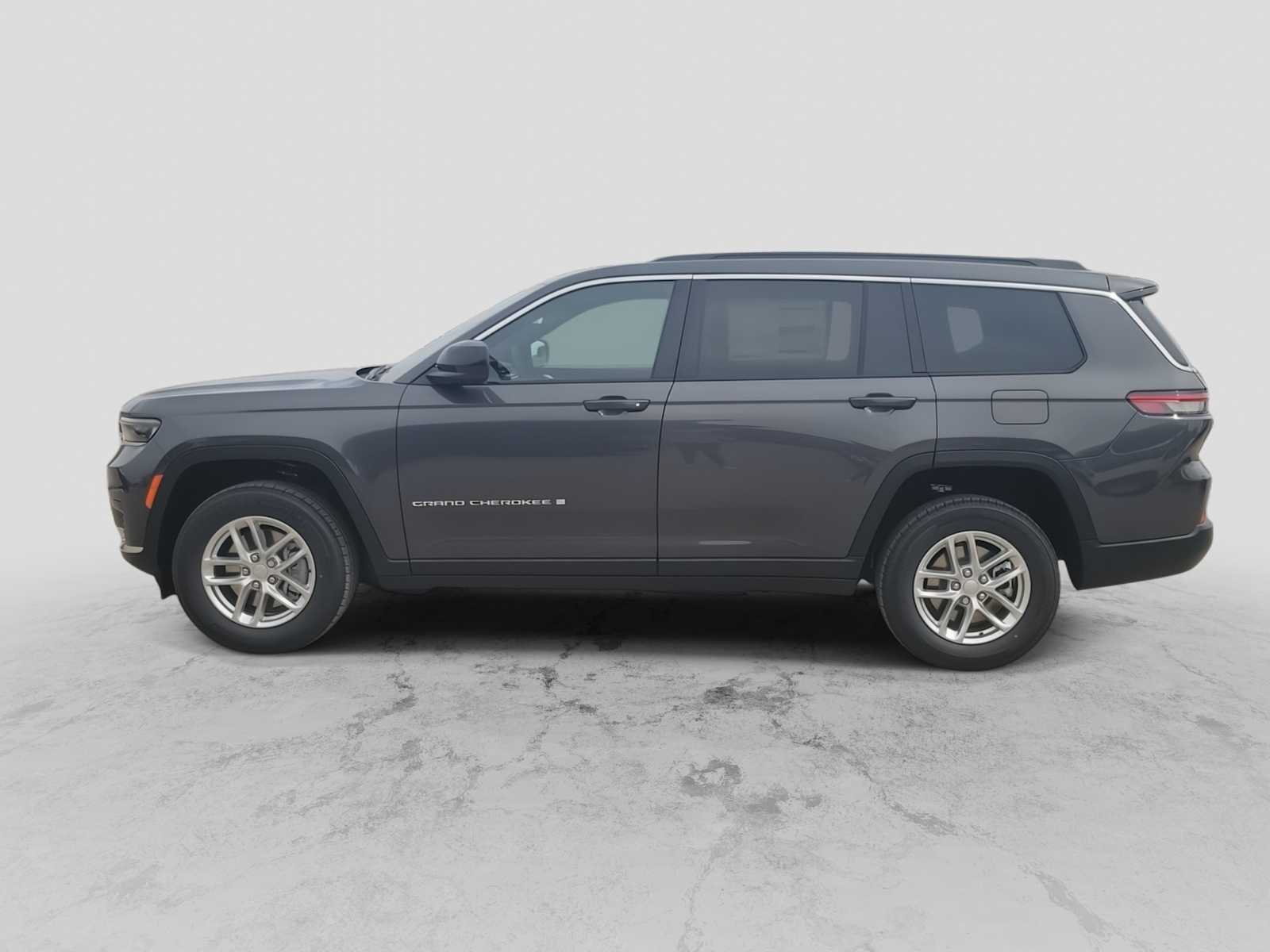 Thumbnail: 2026 Jeep Grand Cherokee L - 5