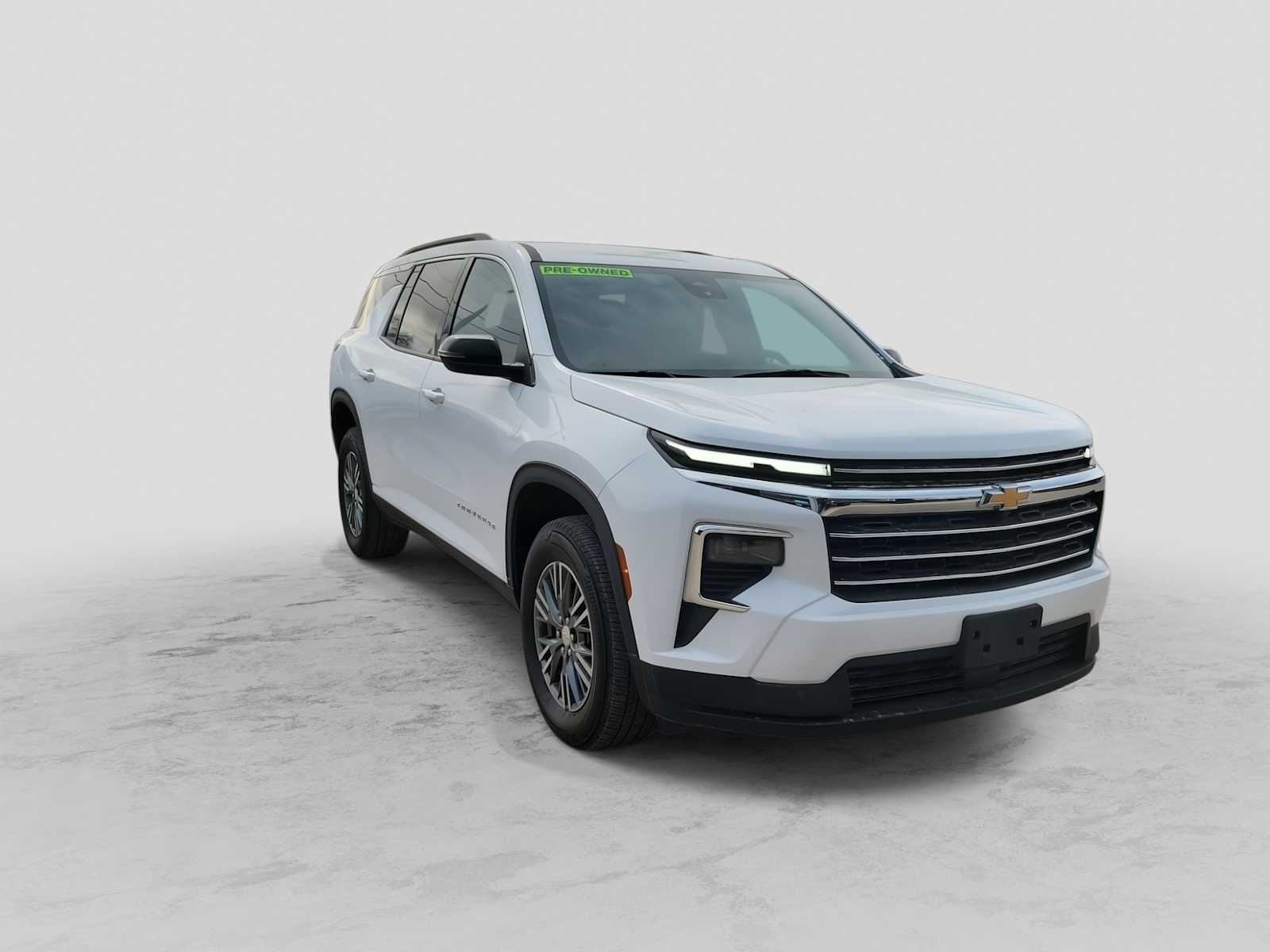 Thumbnail: 2025 Chevrolet Traverse - 2