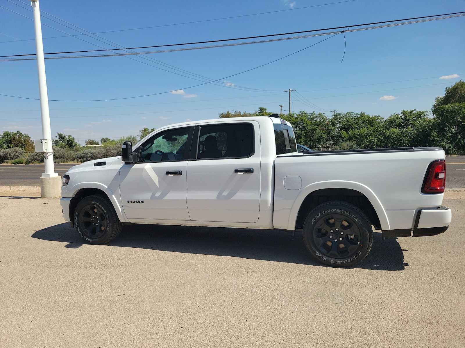 Thumbnail: 2025 RAM 1500 - 3