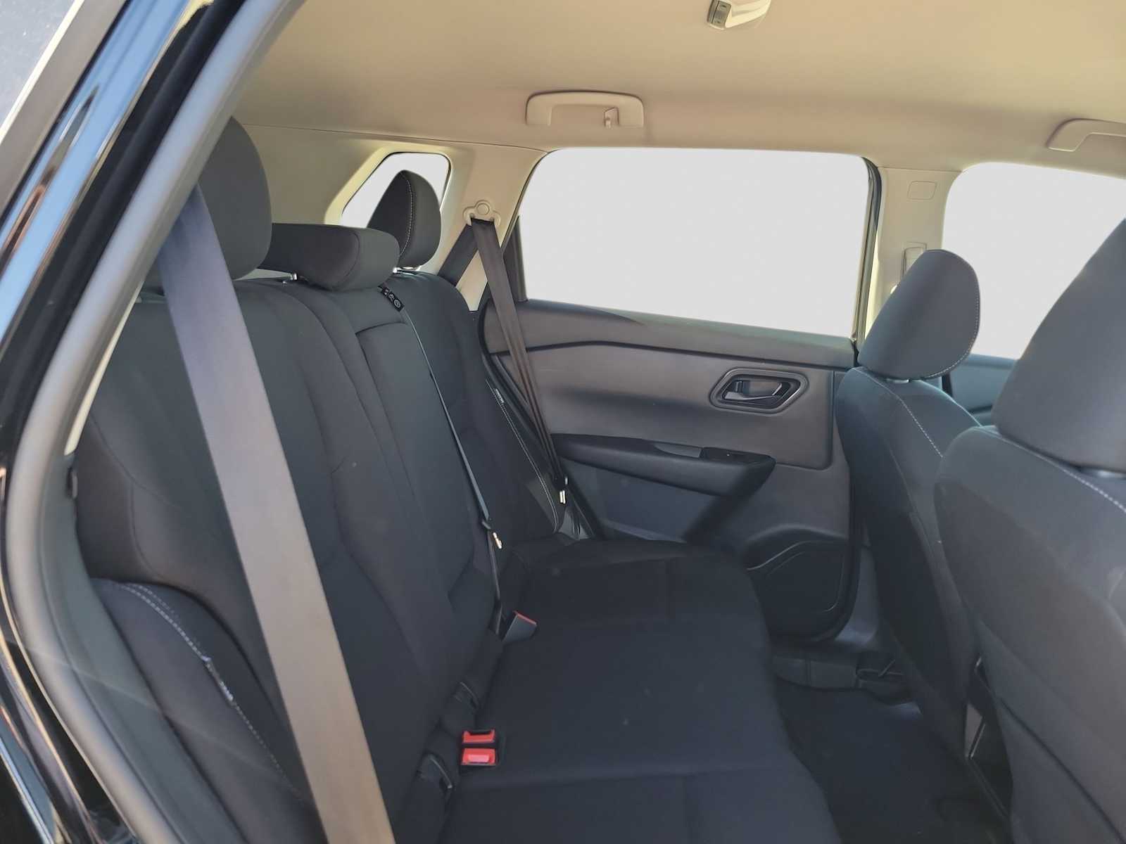 Thumbnail: 2024 Nissan Rogue - 9