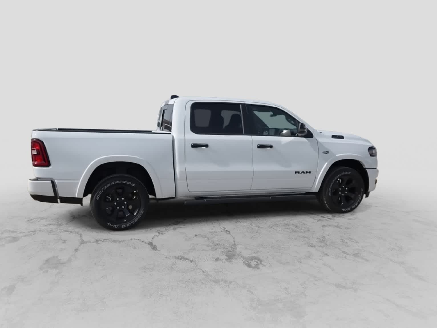 Thumbnail: 2026 RAM 1500 - 9