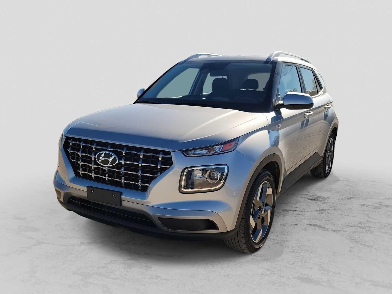 Thumbnail: 2025 Hyundai Venue - 1