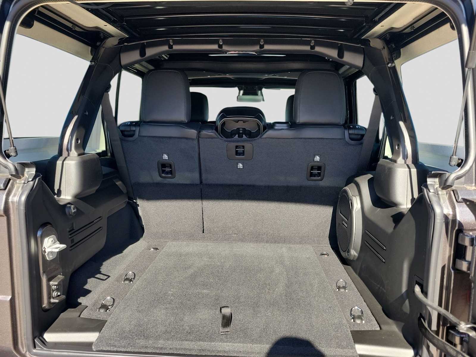 Thumbnail: 2026 Jeep Wrangler - 27