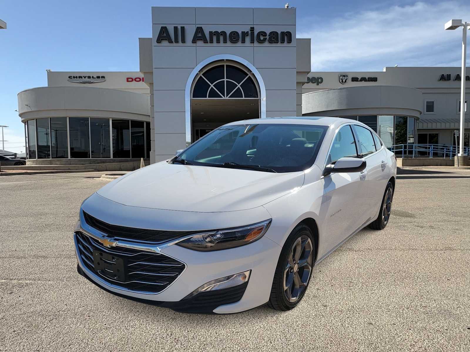 Thumbnail: 2023 Chevrolet Malibu - 1