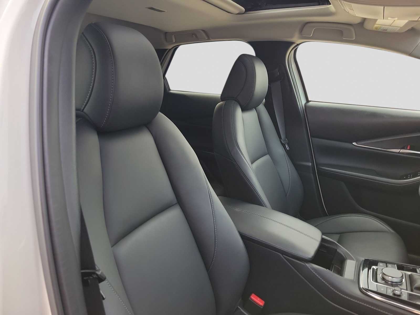 Thumbnail: 2025 Mazda CX-30 - 10