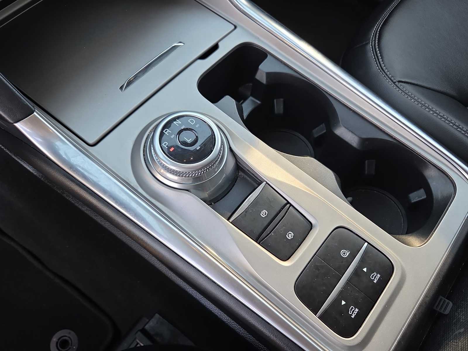 Thumbnail: 2023 Ford Explorer - 13