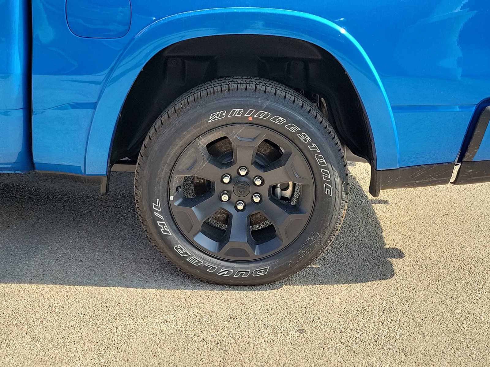 Thumbnail: 2025 RAM 1500 - 8