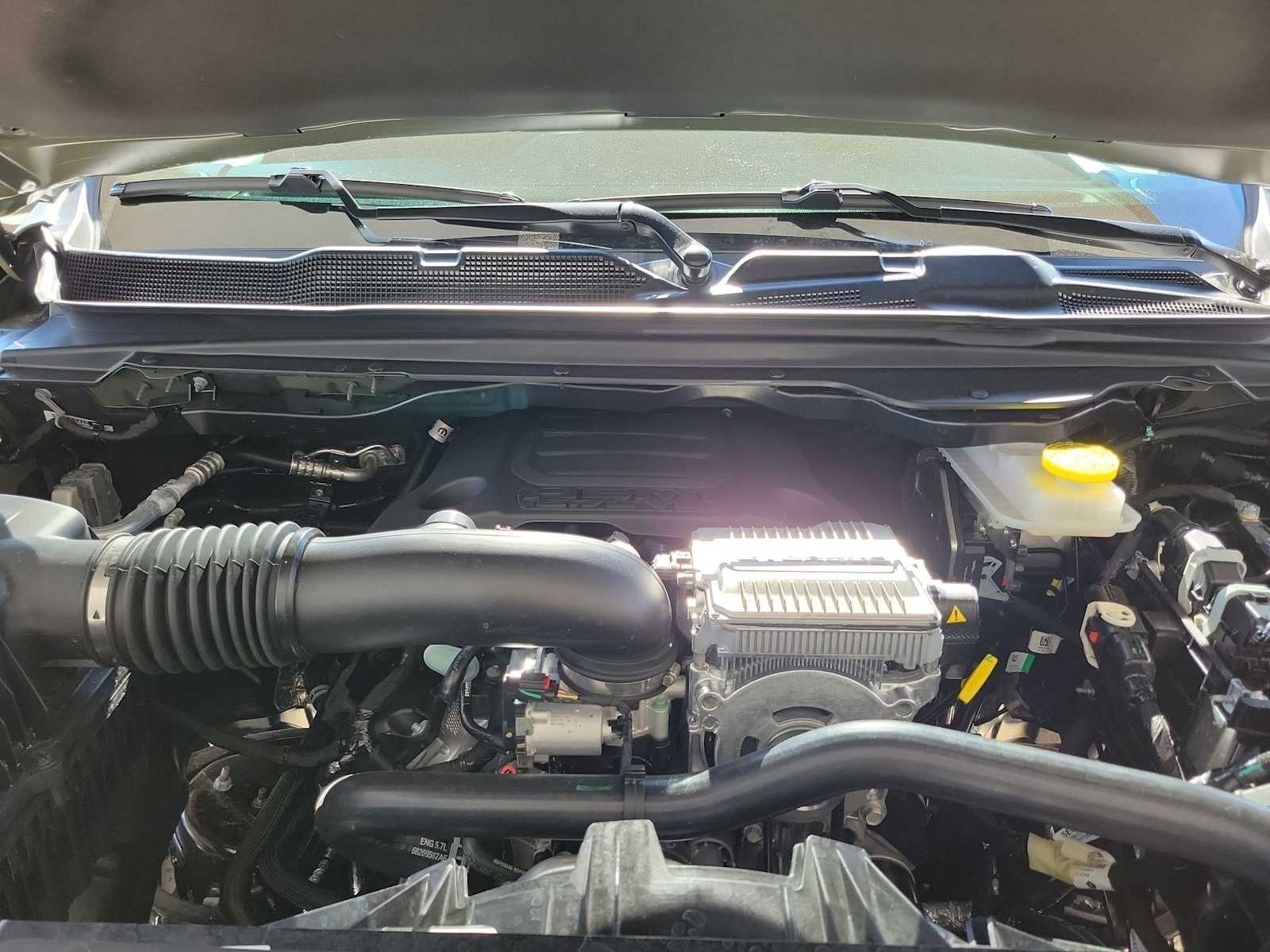 Thumbnail: 2026 RAM 1500 - 5