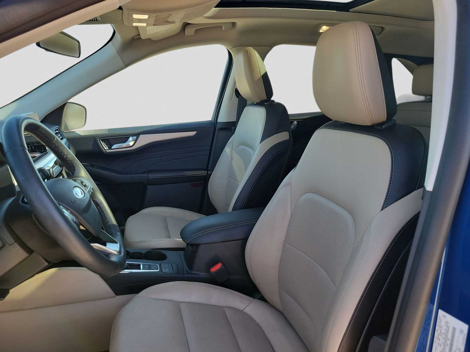 Thumbnail: 2022 Ford Escape - 11