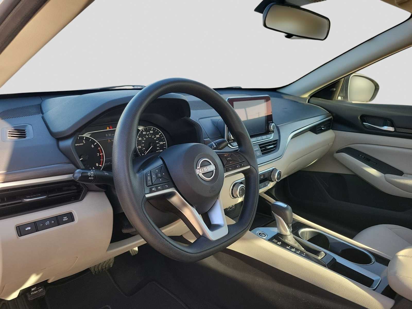 Thumbnail: 2024 Nissan Altima - 10