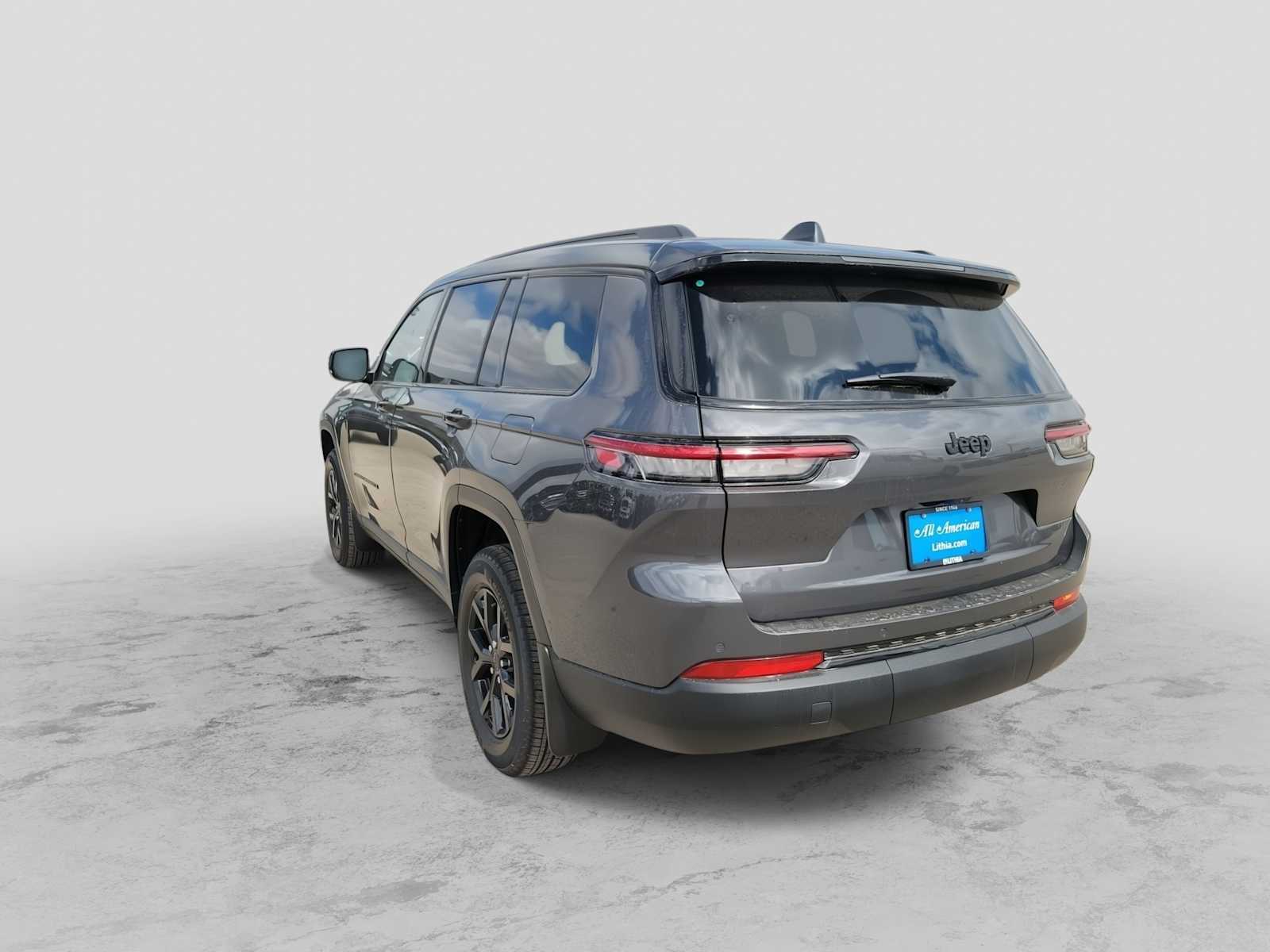 Thumbnail: 2025 Jeep Grand Cherokee L - 4