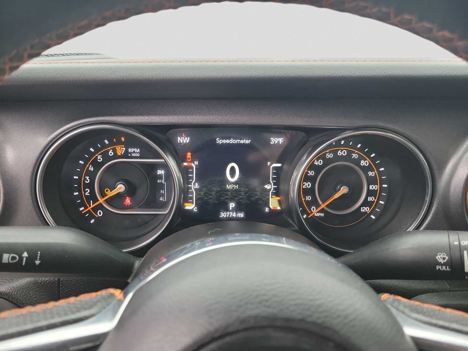 Thumbnail: 2023 Jeep Gladiator - 18