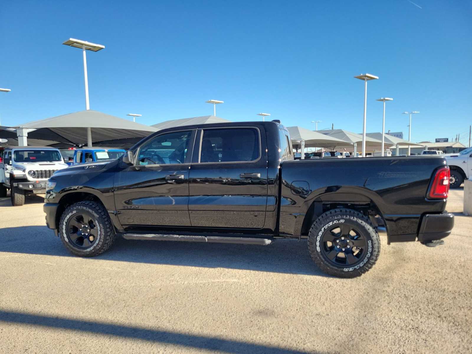 Thumbnail: 2026 RAM 1500 - 3