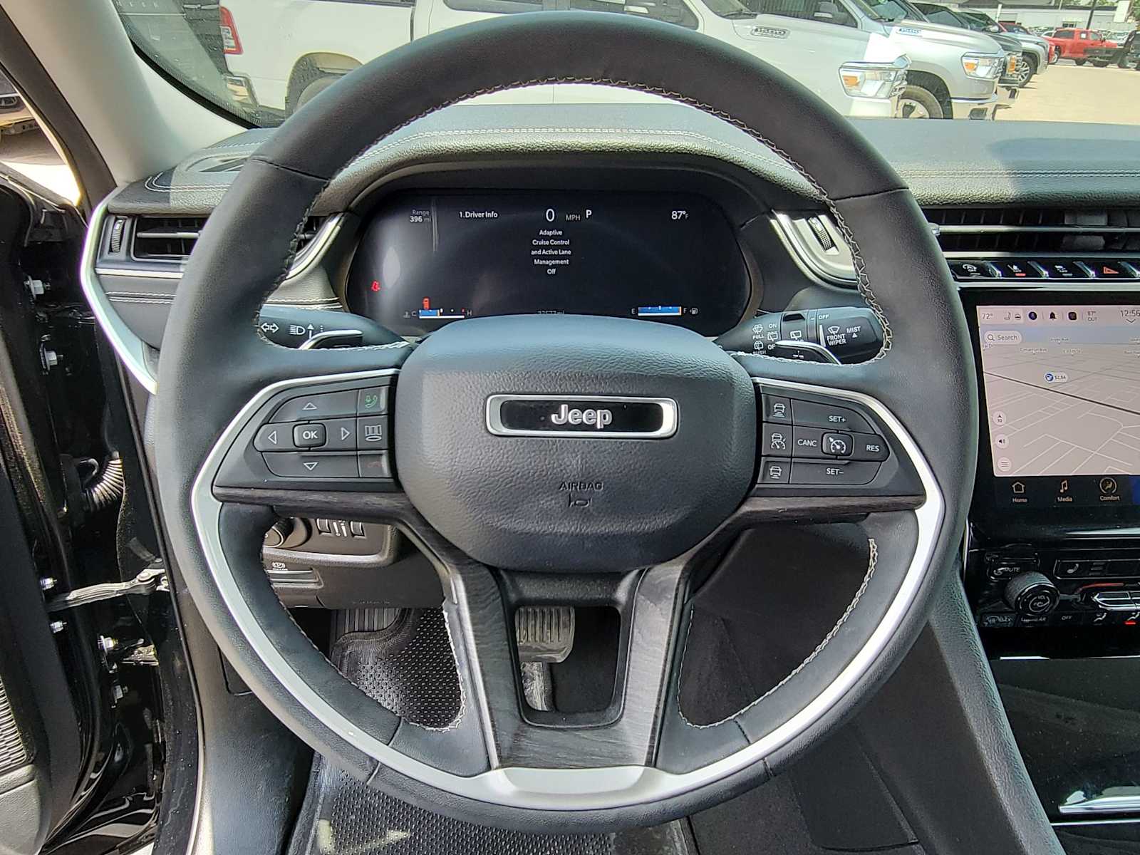 Thumbnail: 2023 Jeep Grand Cherokee - 23