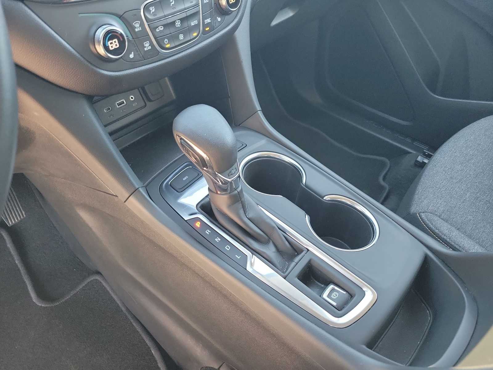 Thumbnail: 2024 Chevrolet Equinox - 17