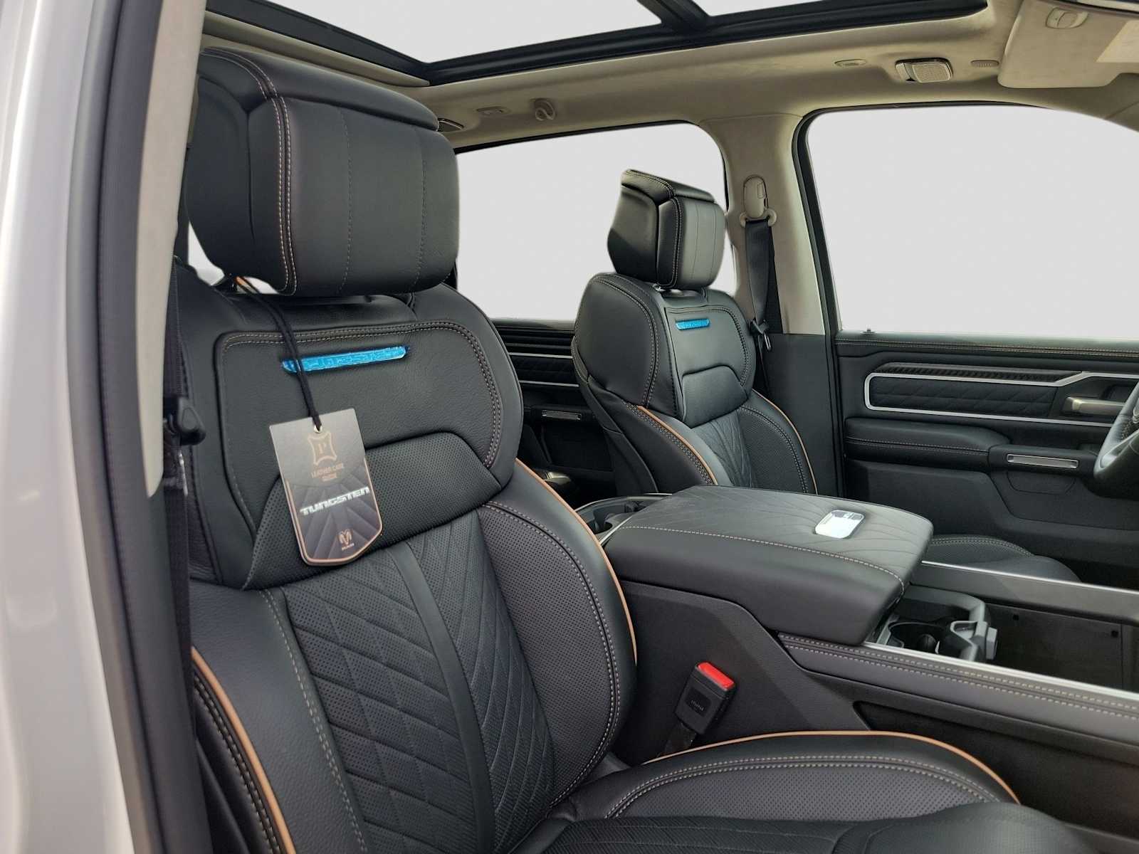 Thumbnail: 2026 RAM 1500 - 18