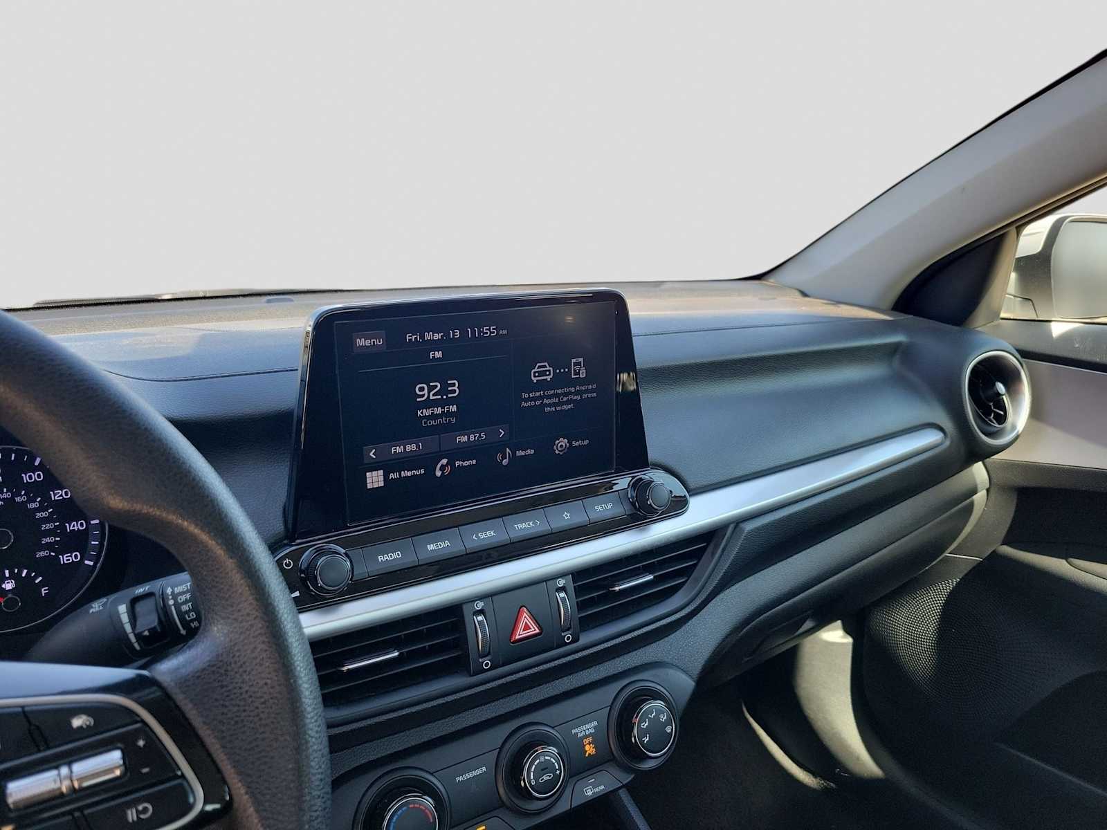 Thumbnail: 2023 Kia Forte - 16