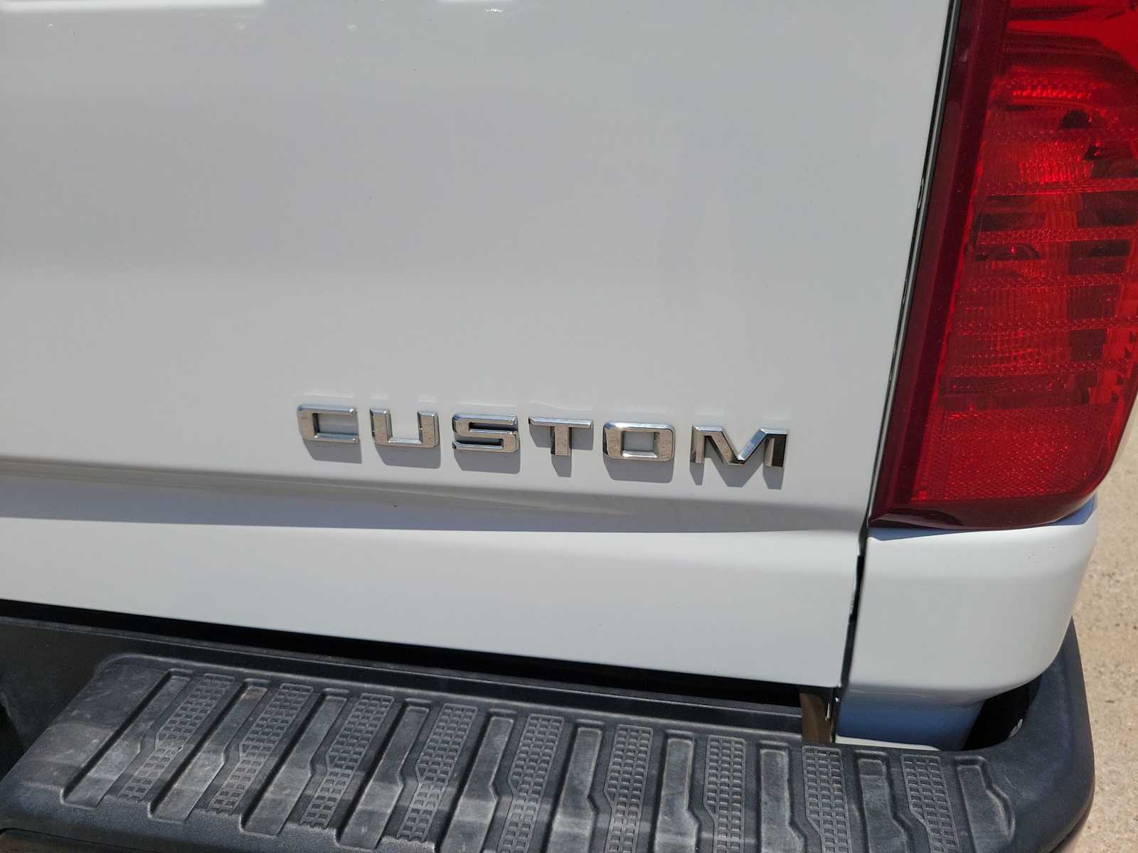 Thumbnail: 2024 Chevrolet Silverado 2500 - 19