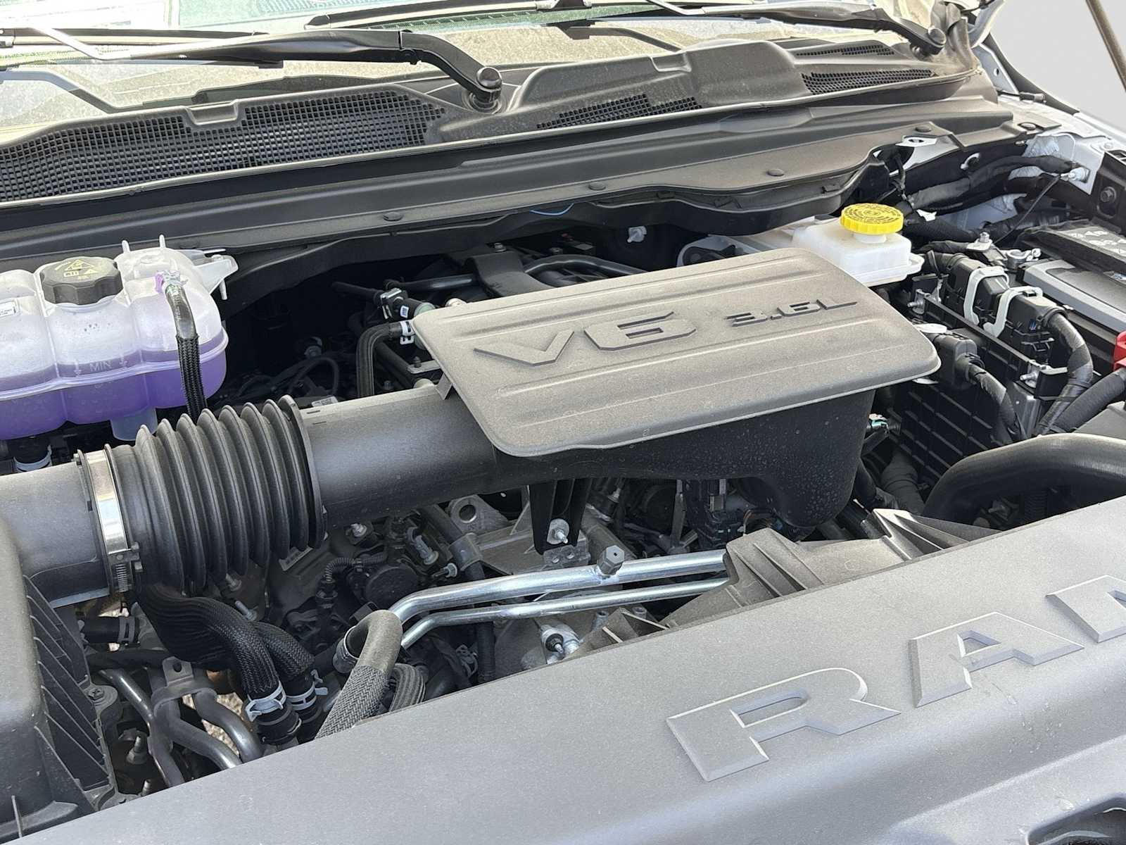 Thumbnail: 2025 RAM 1500 - 5