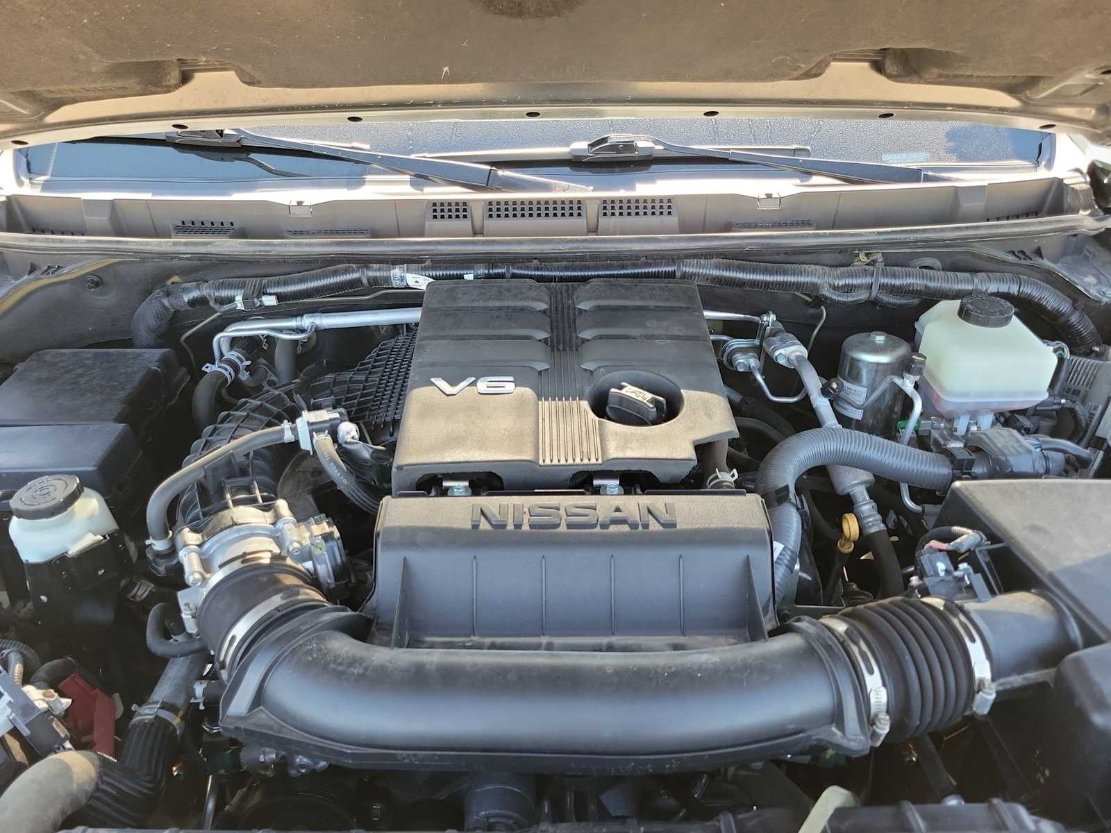 Thumbnail: 2022 Nissan Frontier - 9