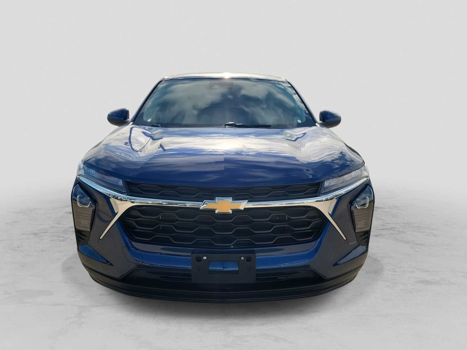 Thumbnail: 2024 Chevrolet Trax - 6