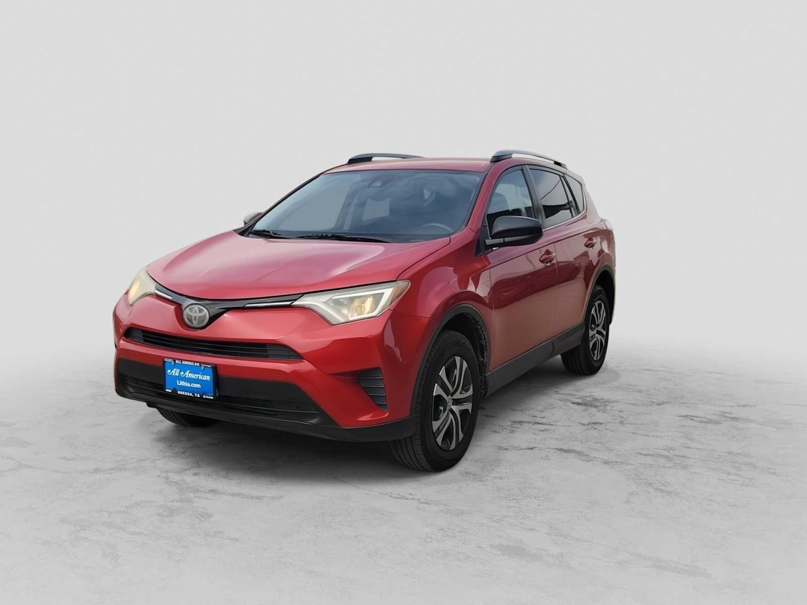 Thumbnail: 2017 Toyota RAV4 - 4