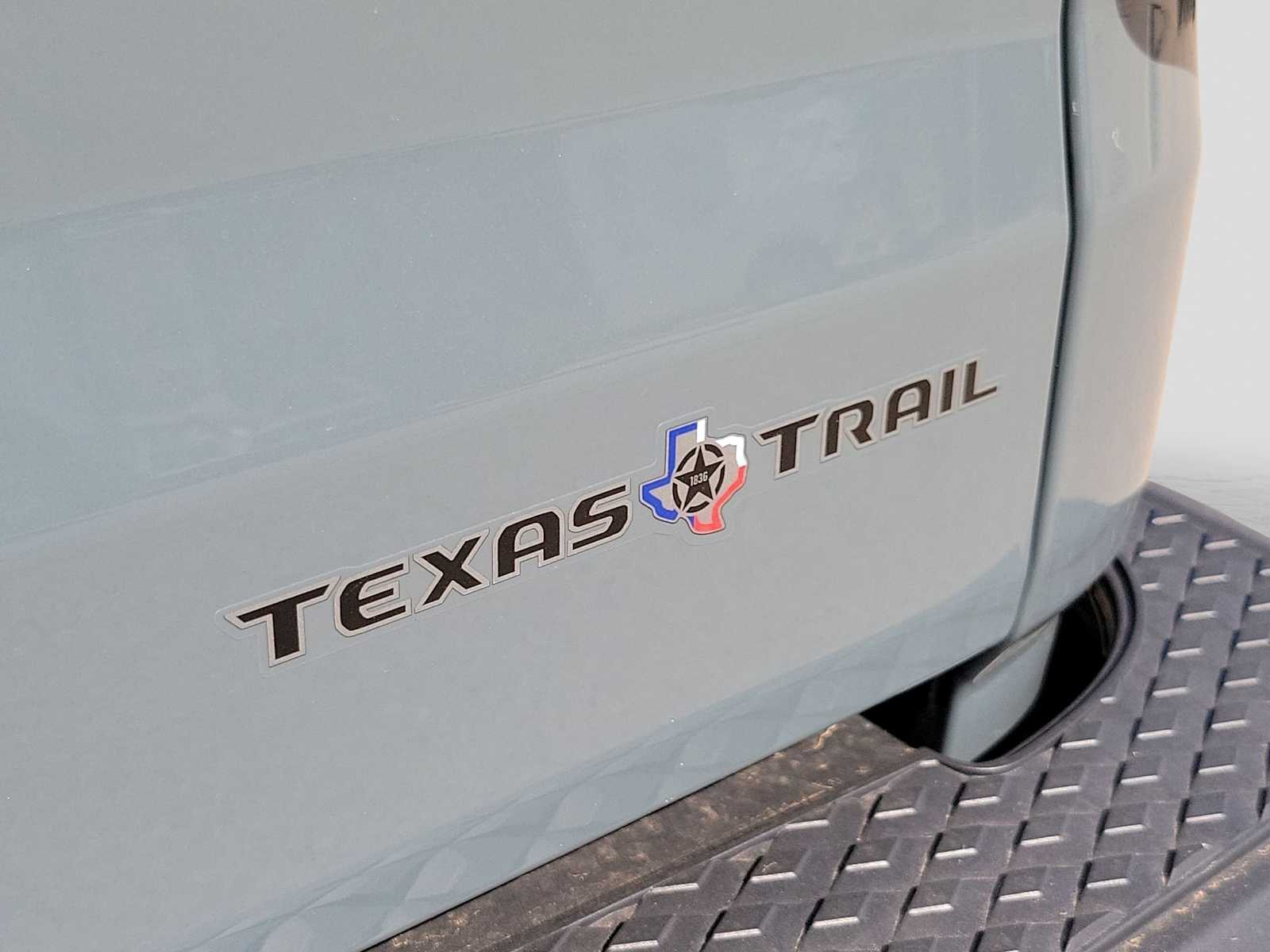 Thumbnail: 2025 Jeep Gladiator - 7