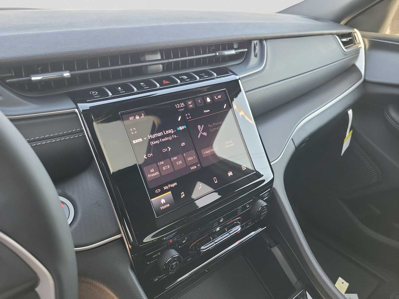 Thumbnail: 2025 Jeep Grand Cherokee - 20