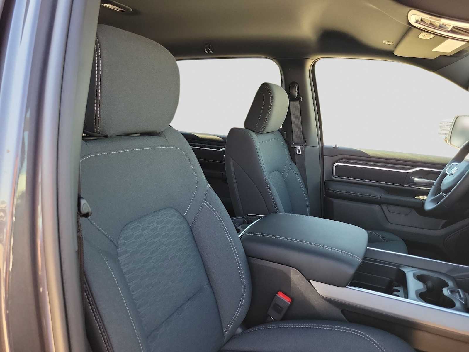 Thumbnail: 2026 RAM 1500 - 18