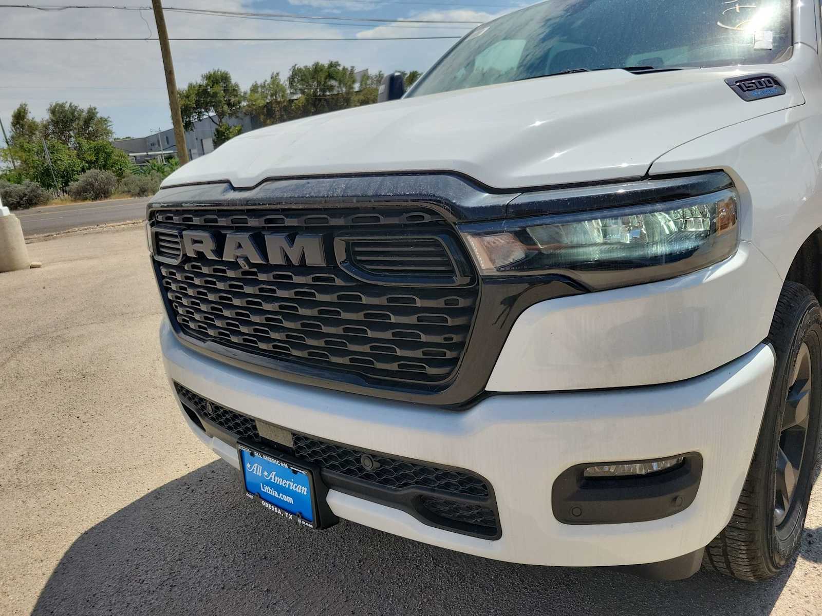 Thumbnail: 2025 RAM 1500 - 9