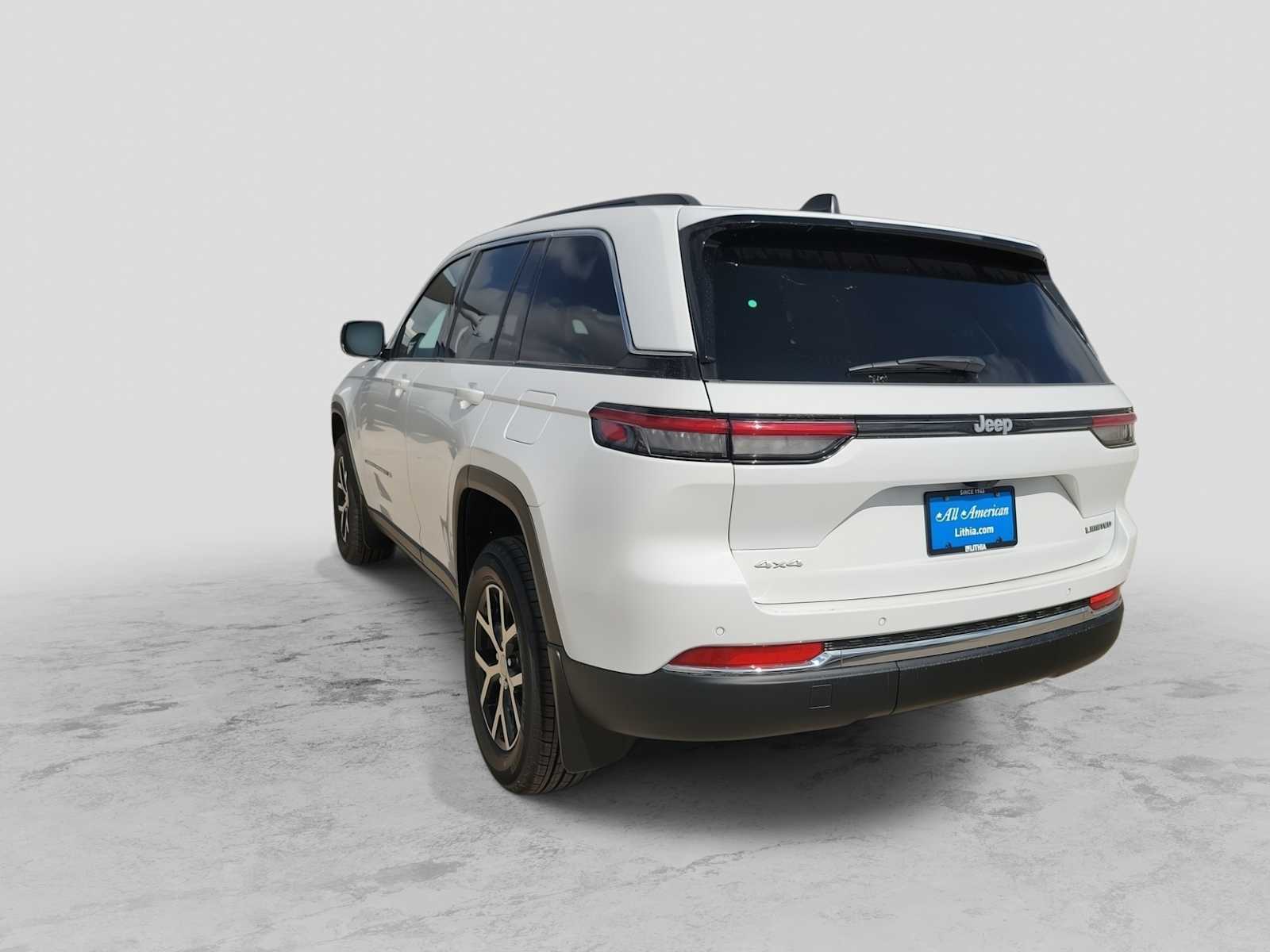 Thumbnail: 2025 Jeep Grand Cherokee - 4