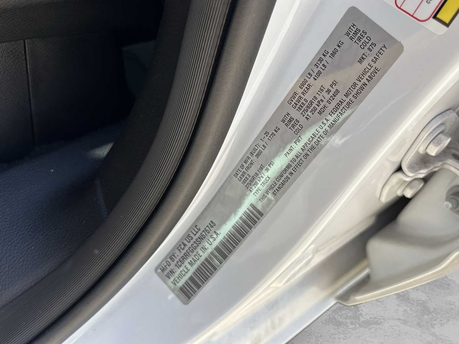 Thumbnail: 2025 RAM 1500 - 17