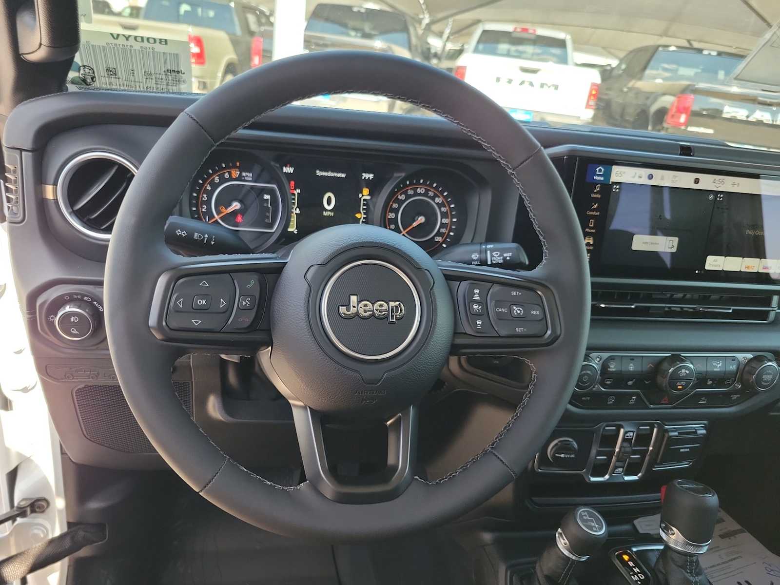 Thumbnail: 2025 Jeep Gladiator - 15