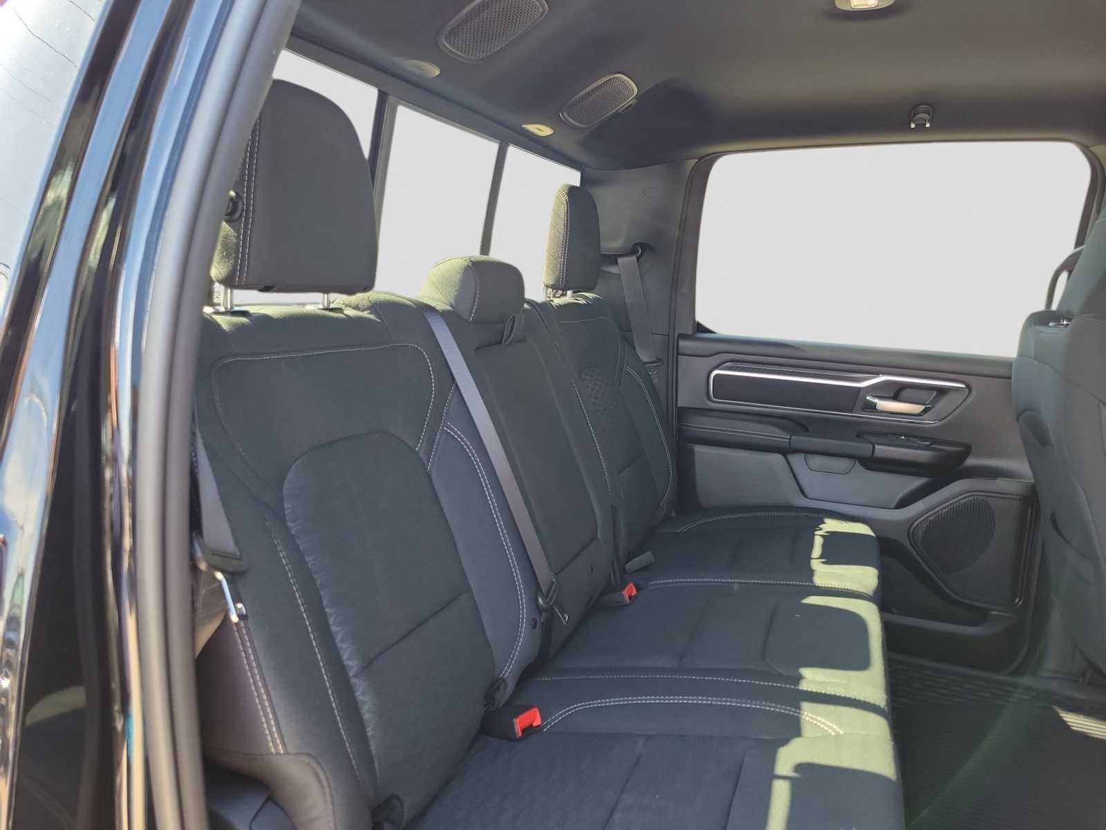 Thumbnail: 2026 RAM 1500 - 9