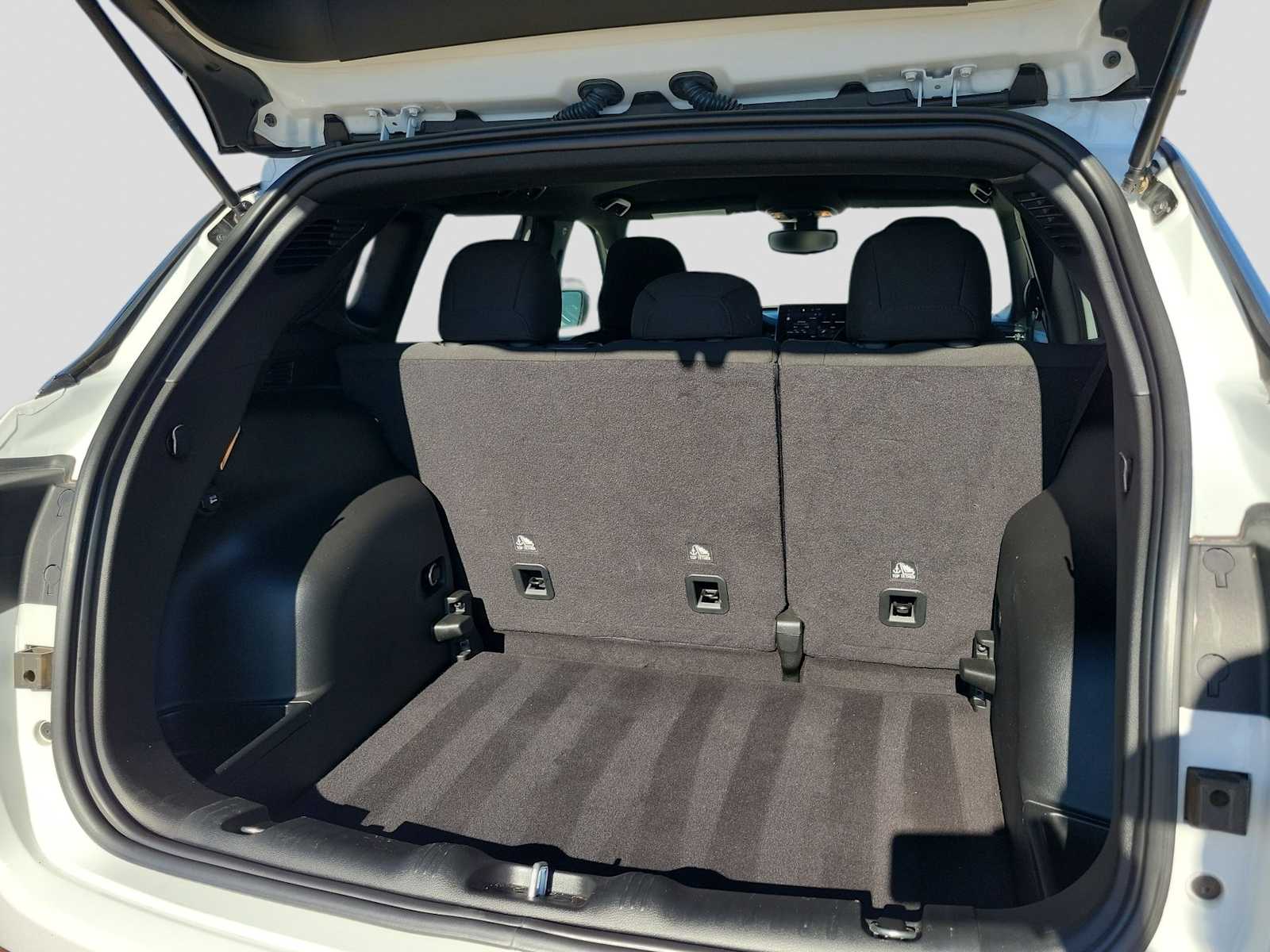 Thumbnail: 2023 Jeep Compass - 19