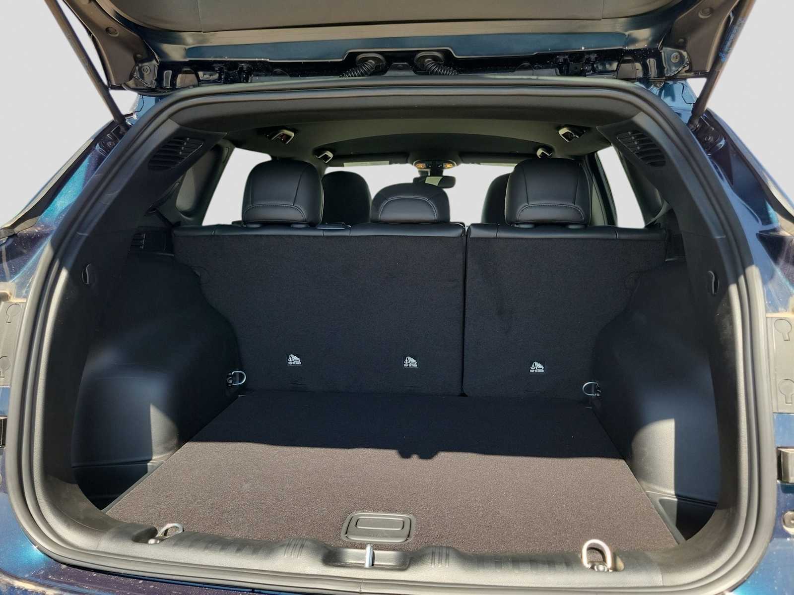 Thumbnail: 2026 Jeep Compass - 23