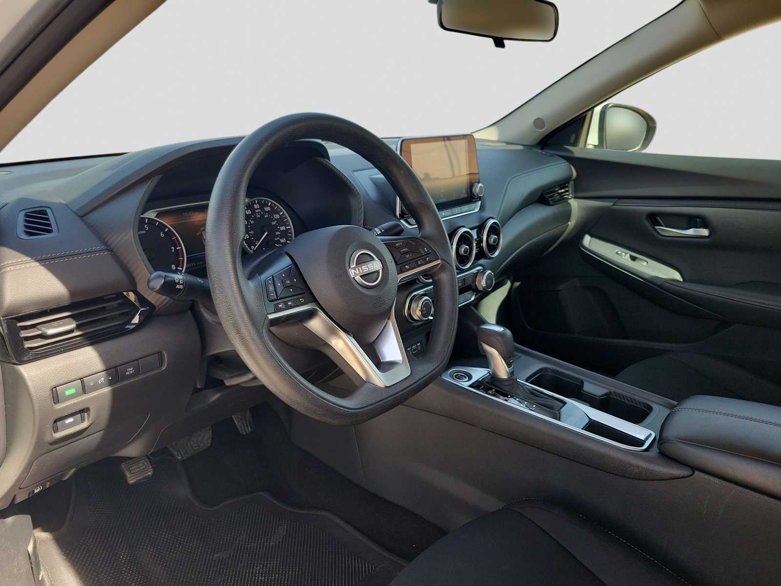 Thumbnail: 2024 Nissan Sentra - 10