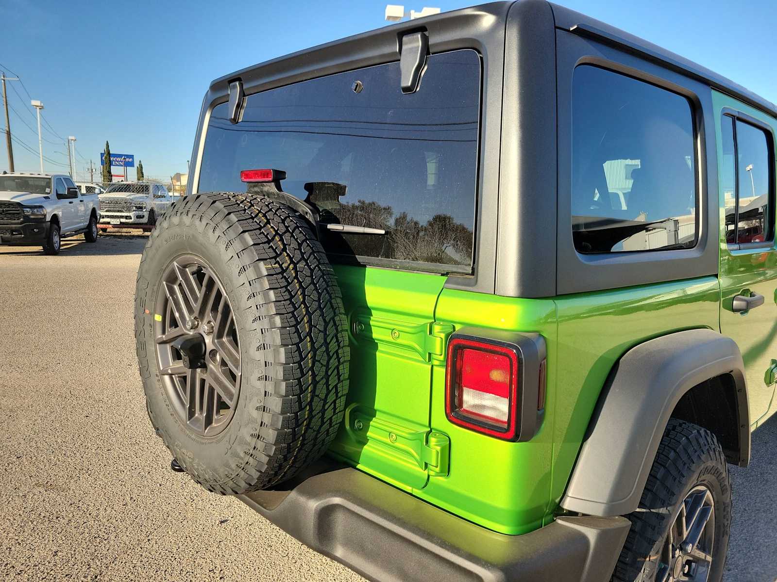Thumbnail: 2026 Jeep Wrangler - 27