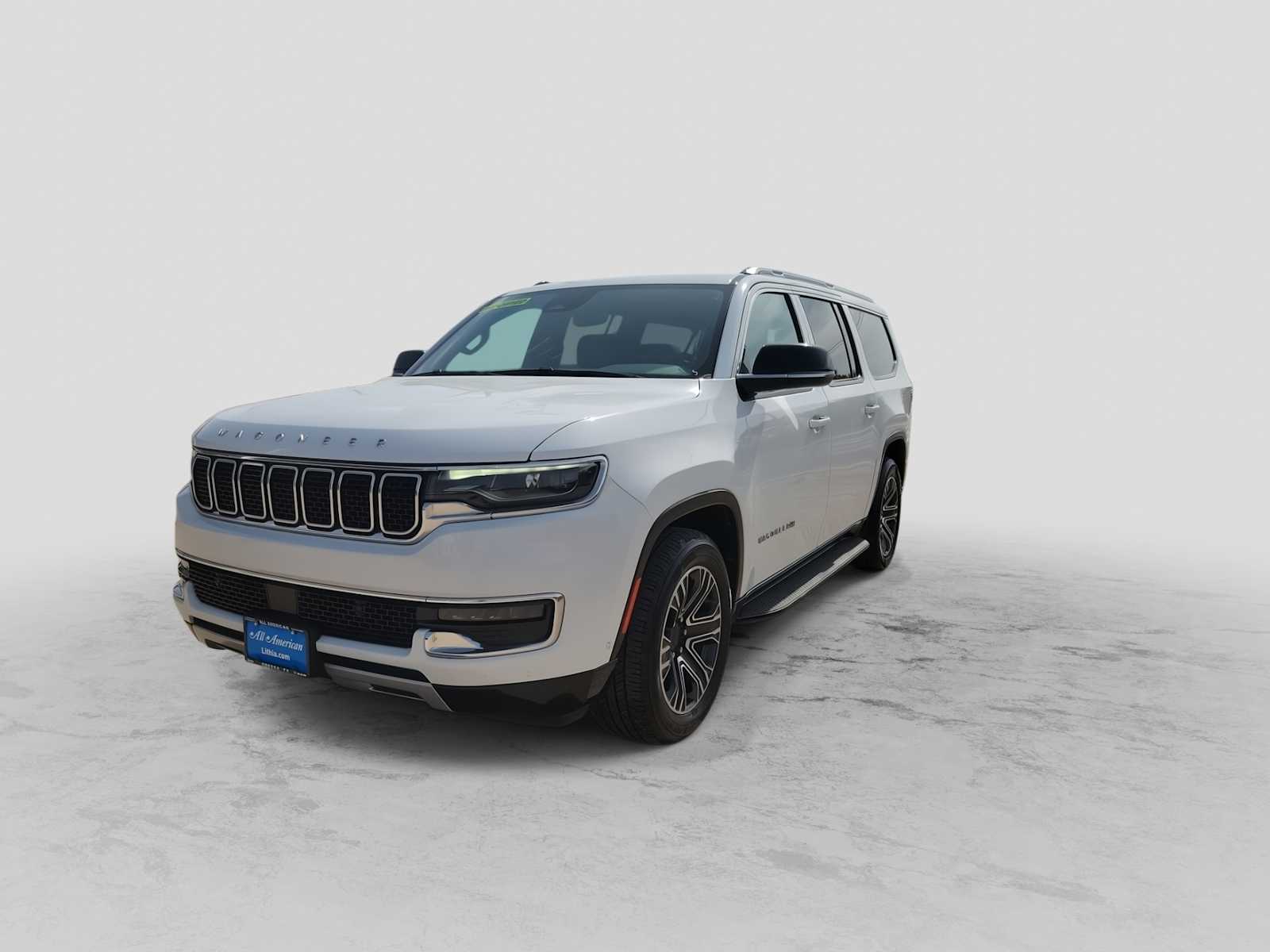 Thumbnail: 2024 Jeep Wagoneer - 4