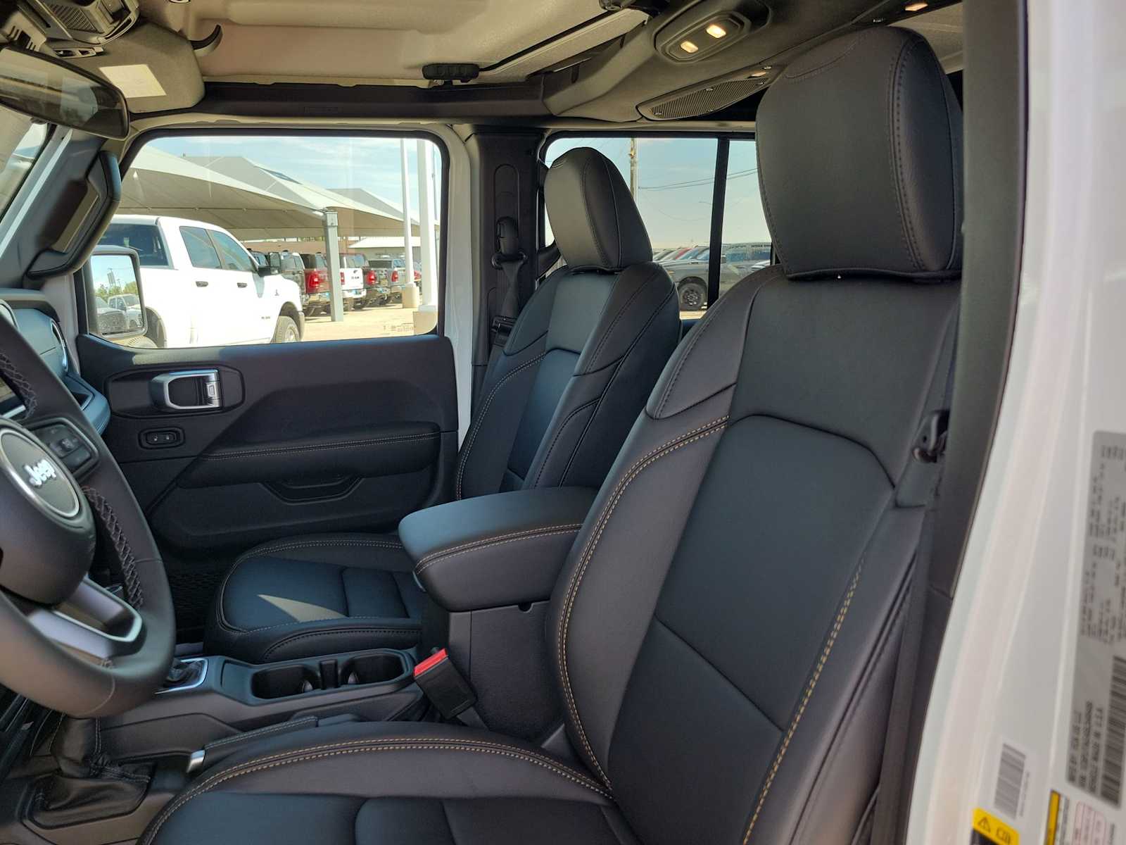 Thumbnail: 2025 Jeep Gladiator - 11