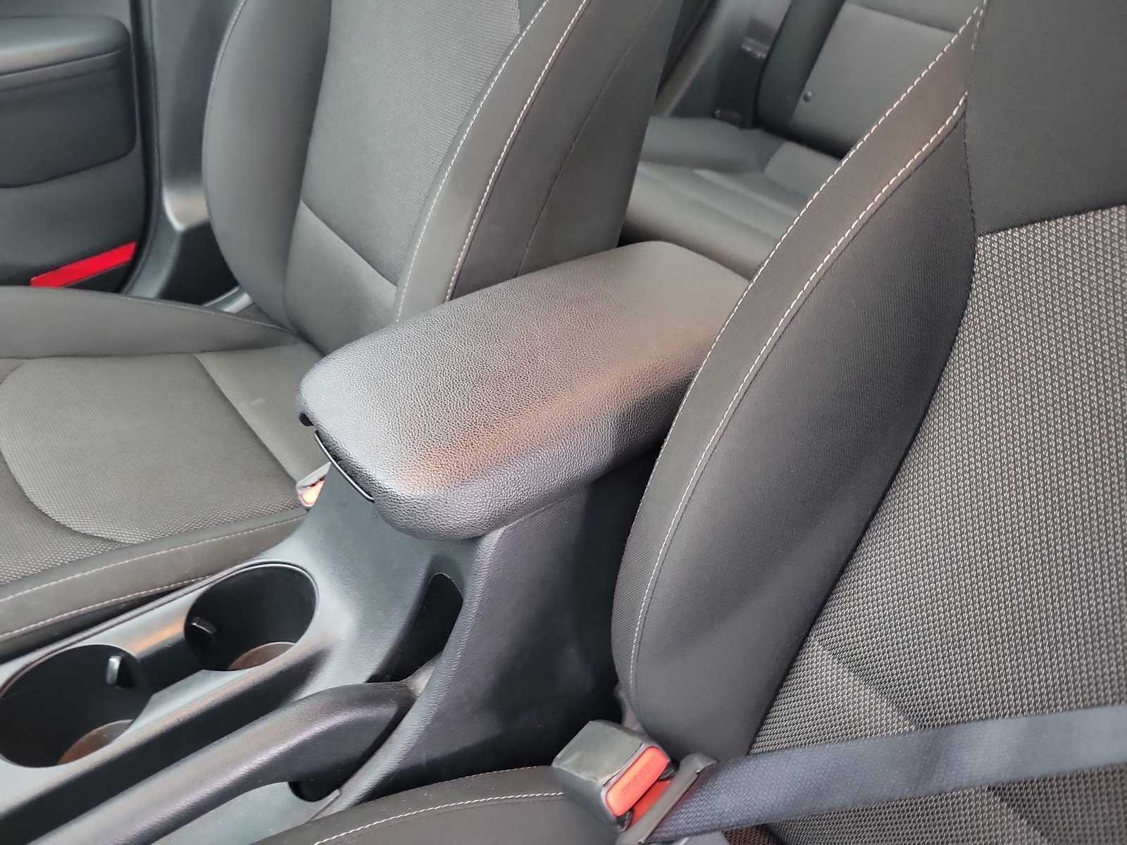 Thumbnail: 2024 Kia Forte - 16