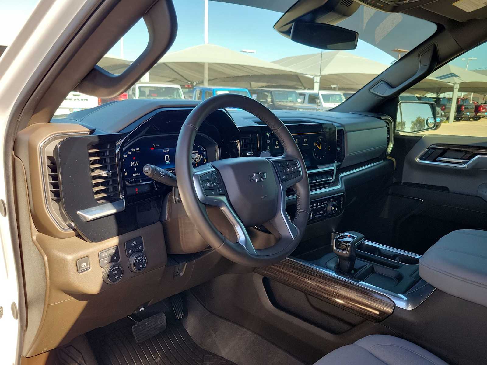 Thumbnail: 2024 Chevrolet Silverado 1500 - 2