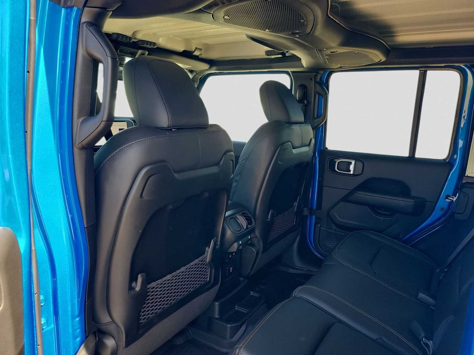Thumbnail: 2026 Jeep Wrangler - 16