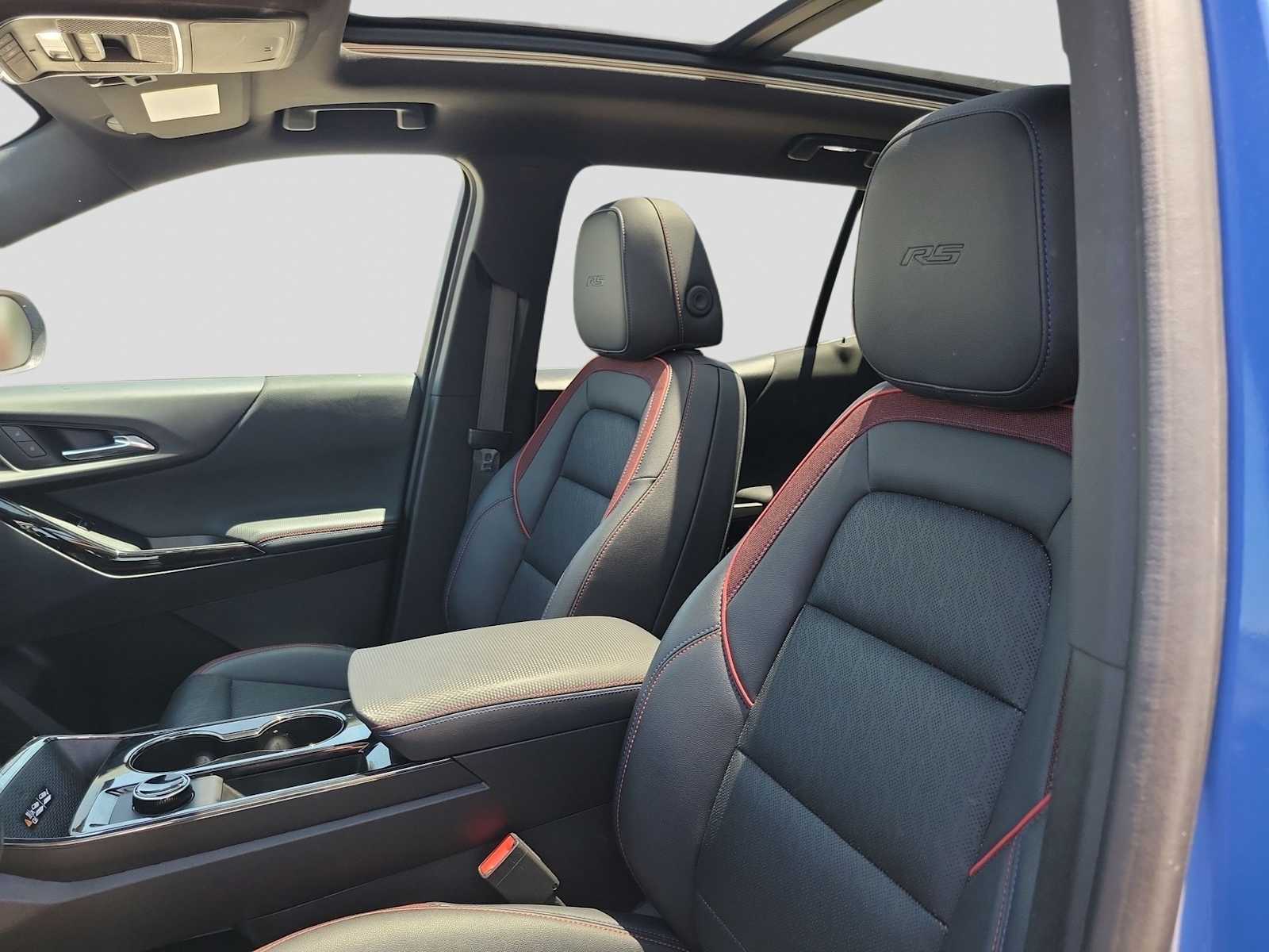 Thumbnail: 2025 Chevrolet Equinox - 15